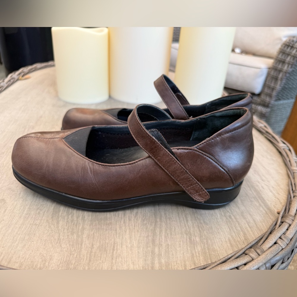 NOT FOR SALE- Ziera Mary Jane Shoes! Size 40
